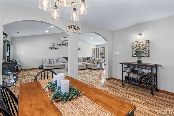 $399,900 | 8032 T Highway, Fredericktown, MO 63645