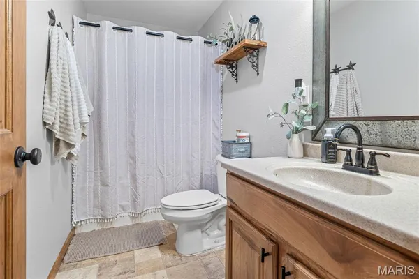 $399,900 | 8032 T Highway, Fredericktown, MO 63645