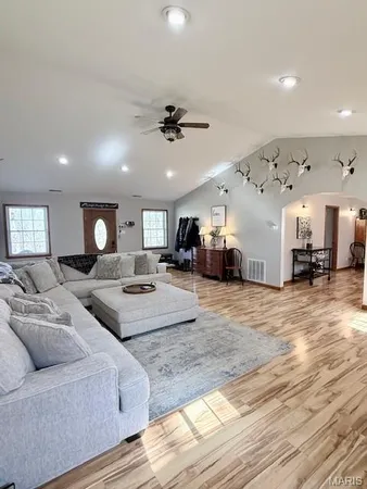 $399,900 | 8032 T Highway, Fredericktown, MO 63645