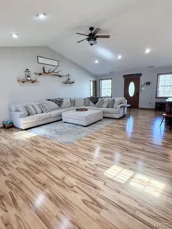 $399,900 | 8032 T Highway, Fredericktown, MO 63645