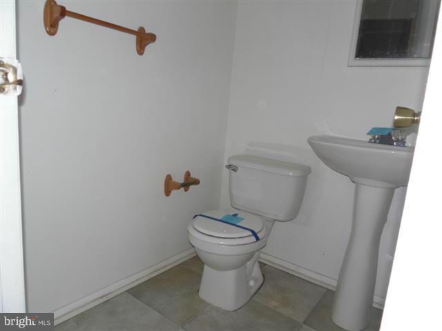 500 Kosoak Road Baltimore, MD 21220 - Photo 13 of 15 Bath