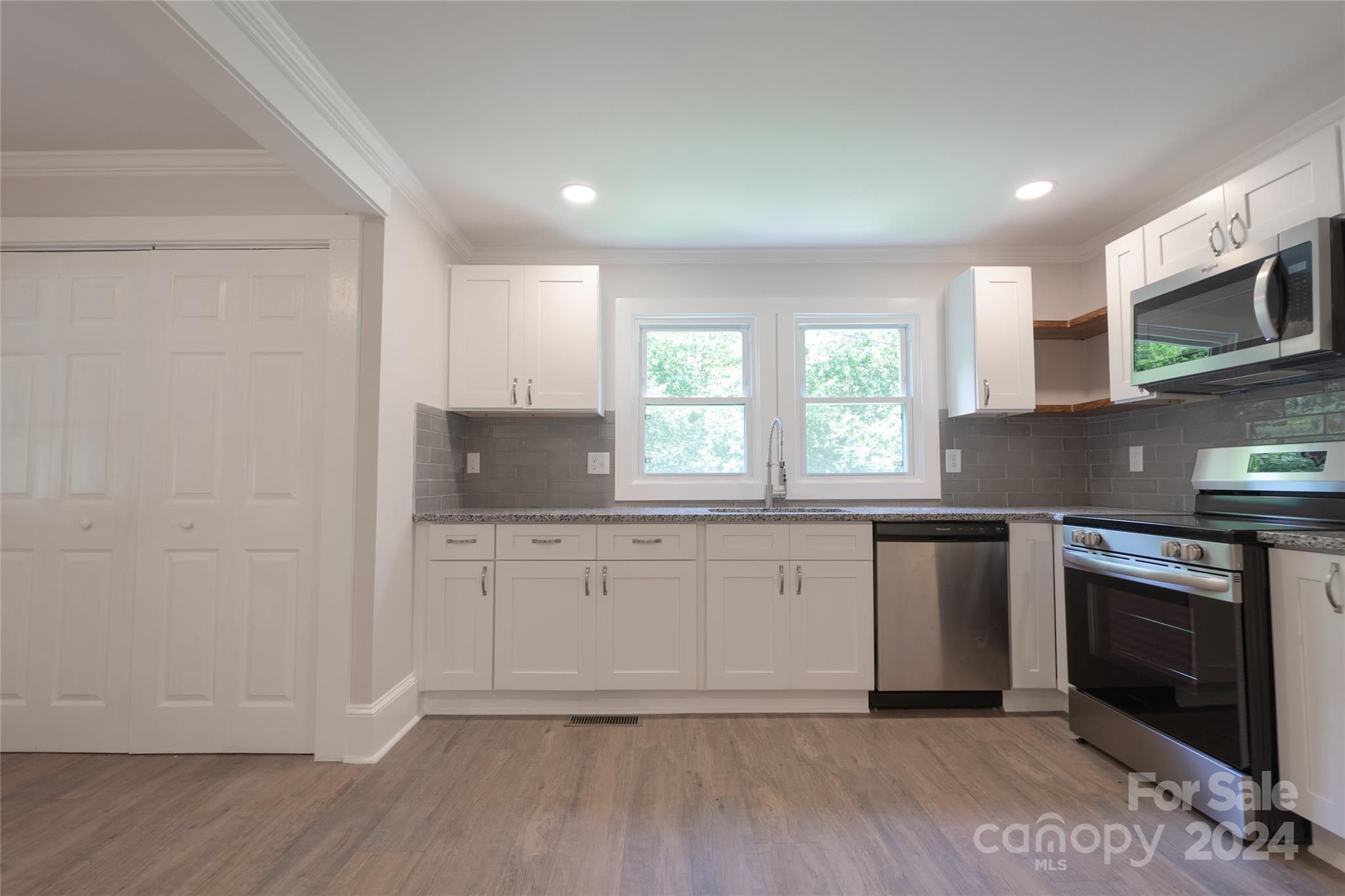 618 Eddleman Road Kannapolis, NC 28083 - Photo 10 of 38 Gallery Image 10