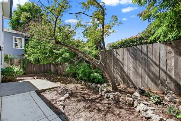 $1,275,000 | 914 61st Street, Oakland, CA 94608