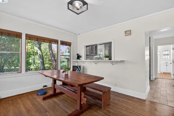 $1,275,000 | 914 61st Street, Oakland, CA 94608