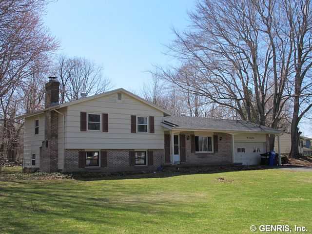 161 Fiesta Road Greece, NY 14626 - Photo 1 of 1 Exterior Front