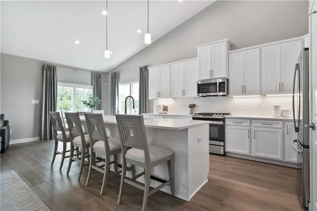 $499,990 | 158 Olga Avenue, Coraopolis, PA 15108