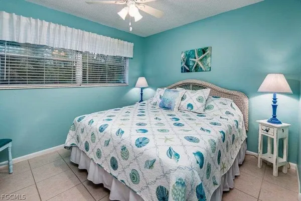 $389,000 | 805 East Gulf Drive, Unit 5D, Sanibel, FL 33957