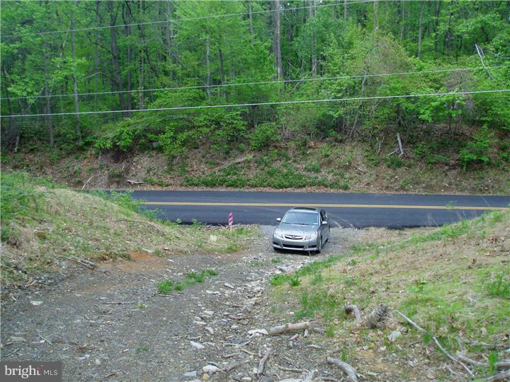 Powder Mill Hollow Road Boyertown, PA 19512 - Photo 5 of 6 Gallery Image 5