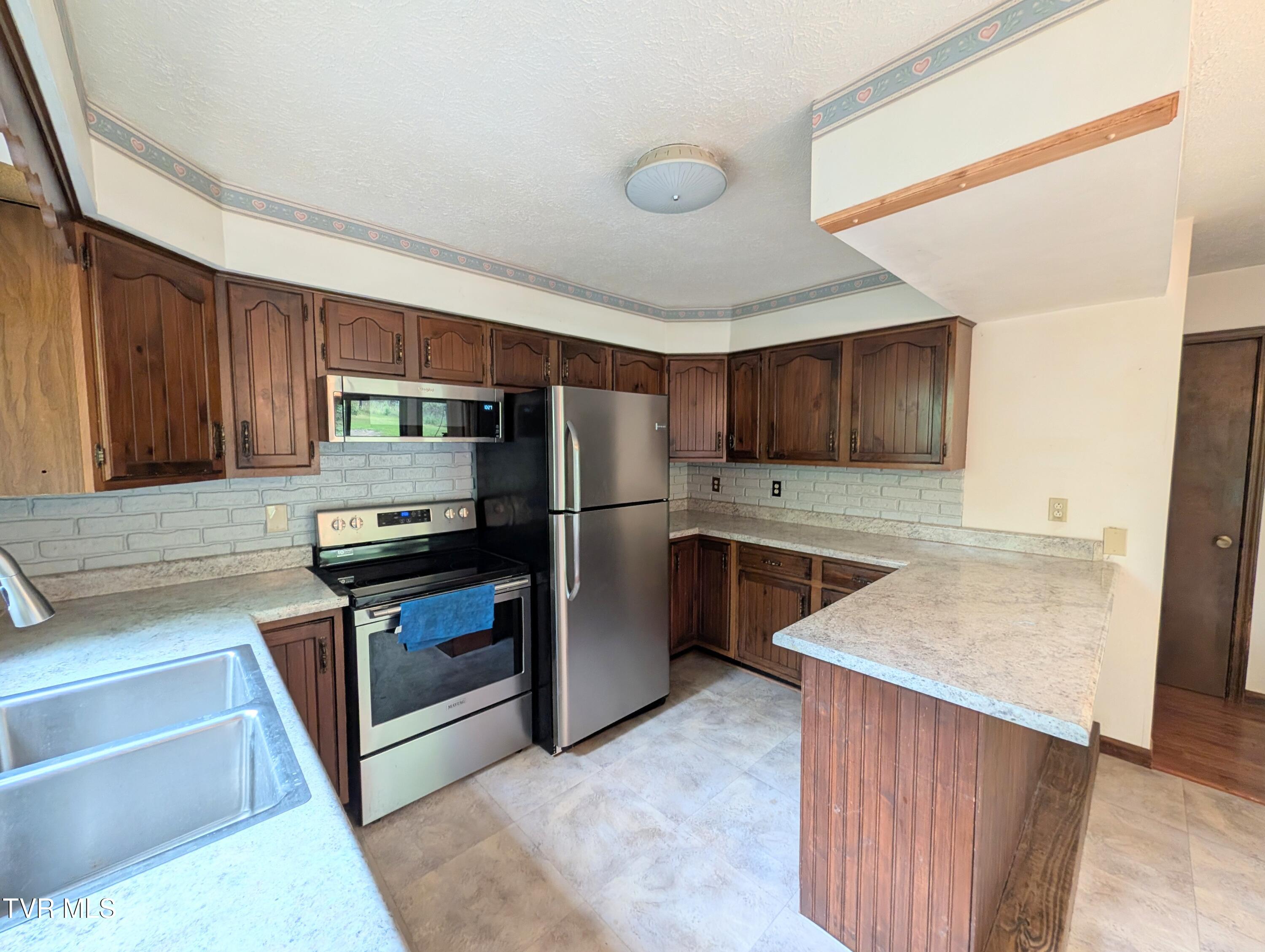 308 Travis Stanley Road Haysi, VA 24256 - Photo 18 of 35 8971
