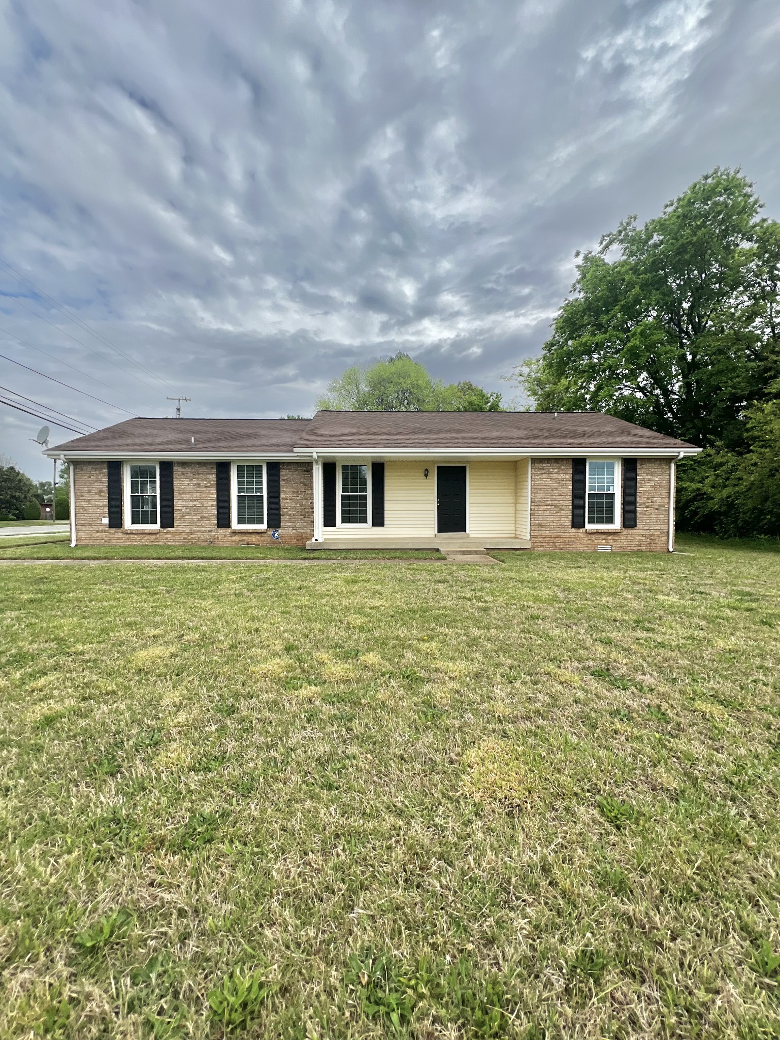 2303 Stokes Road Clarksville, TN 37043 - Photo 1 of 20