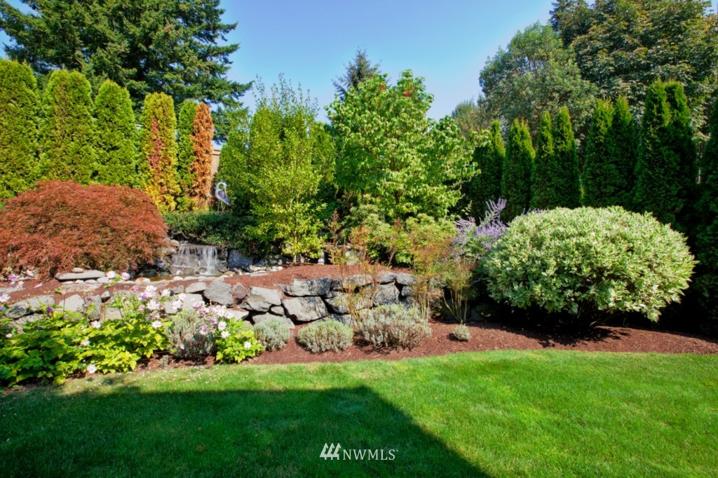 2118 Southeast 2nd Place Renton, WA 98056 - Photo 3 of 15