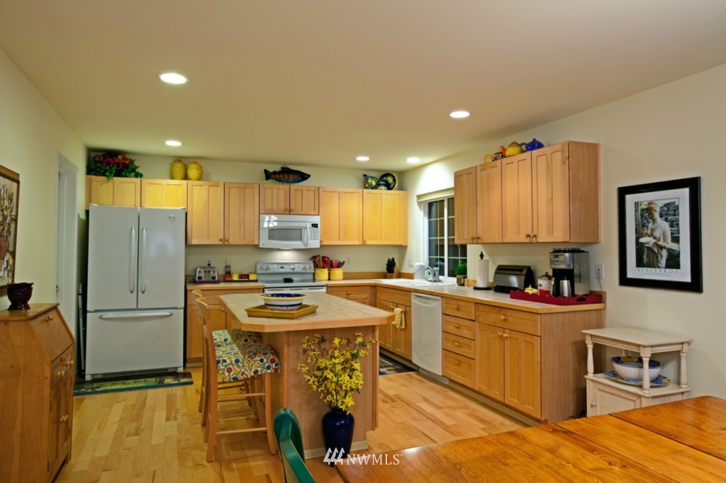 2118 Southeast 2nd Place Renton, WA 98056 - Photo 9 of 15