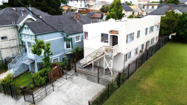$695,000 | 2051 23rd Avenue, Oakland, CA 94606