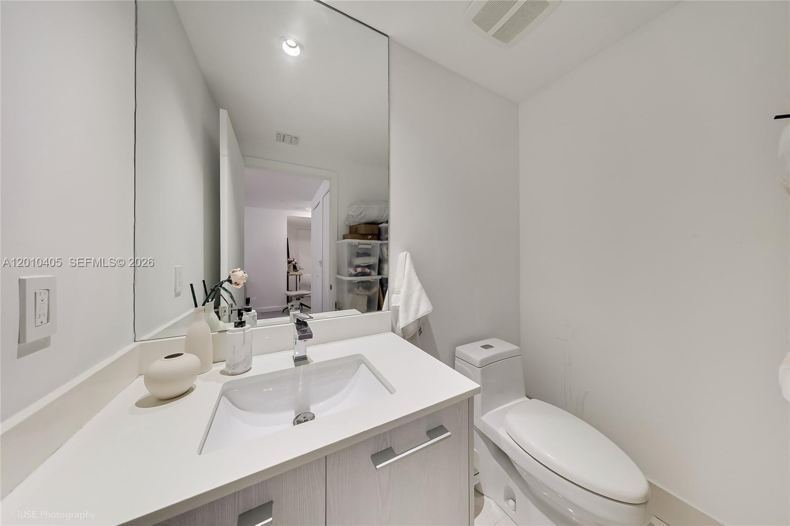 55 Southwest 9th Street, Unit 2109 Miami, FL 33130 - Photo 12 of 19