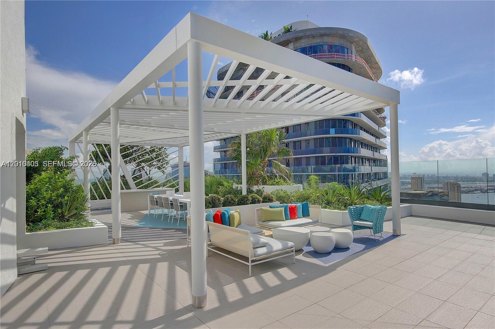 55 Southwest 9th Street, Unit 2109 Miami, FL 33130 - Photo 18 of 19