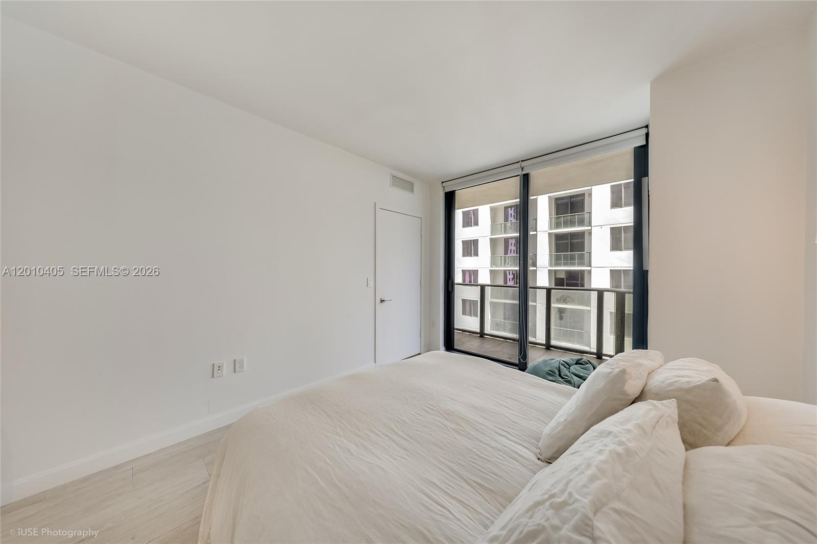 55 Southwest 9th Street, Unit 2109 Miami, FL 33130 - Photo 8 of 19