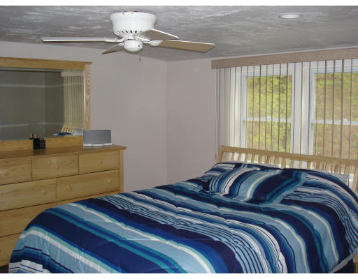2206 Bay Road Stoughton, MA 02072 - Photo 5 of 13 Gallery Image 5