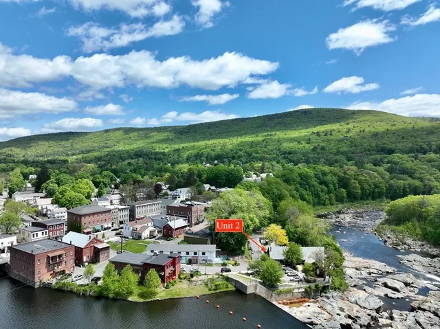 $395,000 | 10 Deerfield Avenue, Unit 2, Shelburne, MA 01370