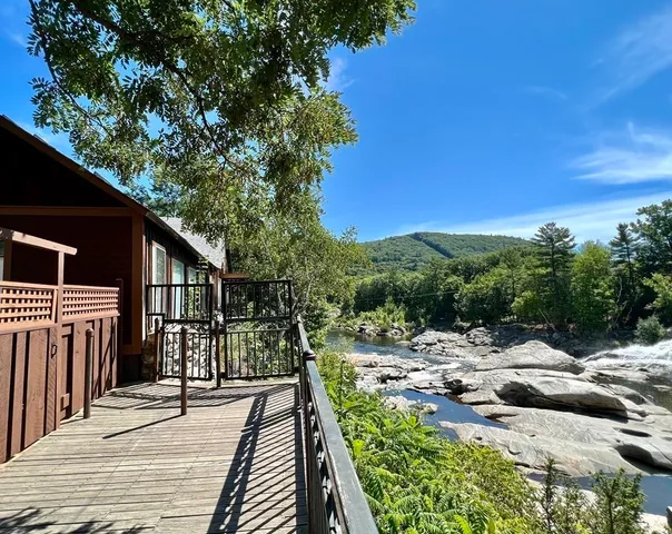 $395,000 | 10 Deerfield Avenue, Unit 2, Shelburne, MA 01370