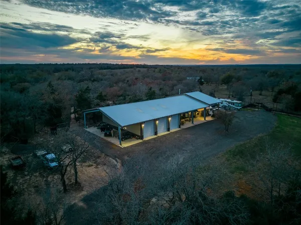 a view of an outdoor space and yard