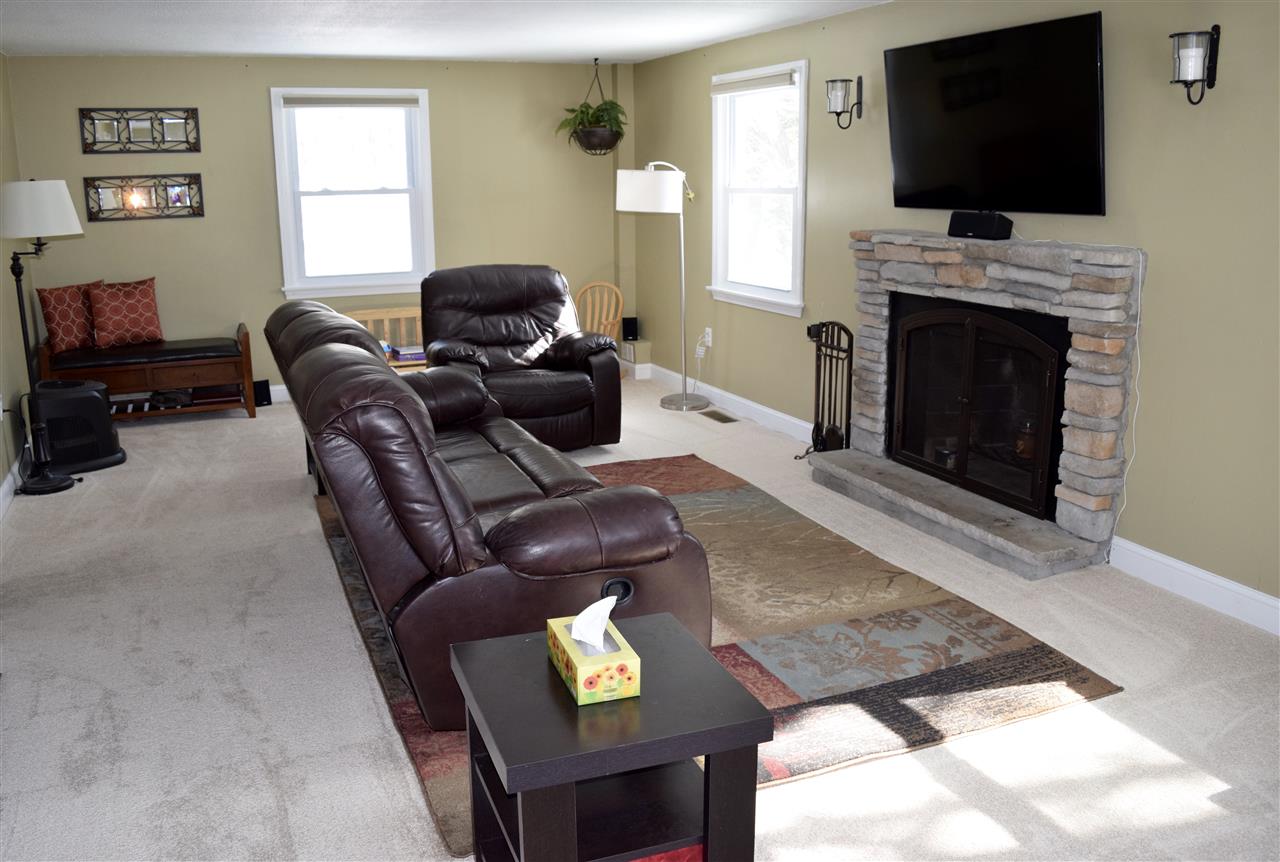 141 Robinson Road Hudson, NH 03051 - Photo 17 of 40 Gallery Image 17