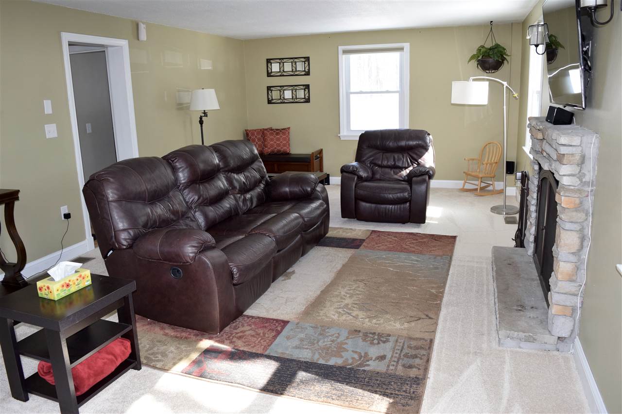 141 Robinson Road Hudson, NH 03051 - Photo 18 of 40 Gallery Image 18