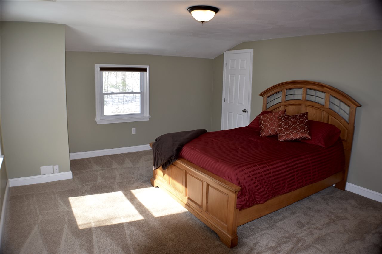 141 Robinson Road Hudson, NH 03051 - Photo 24 of 40 Gallery Image 24