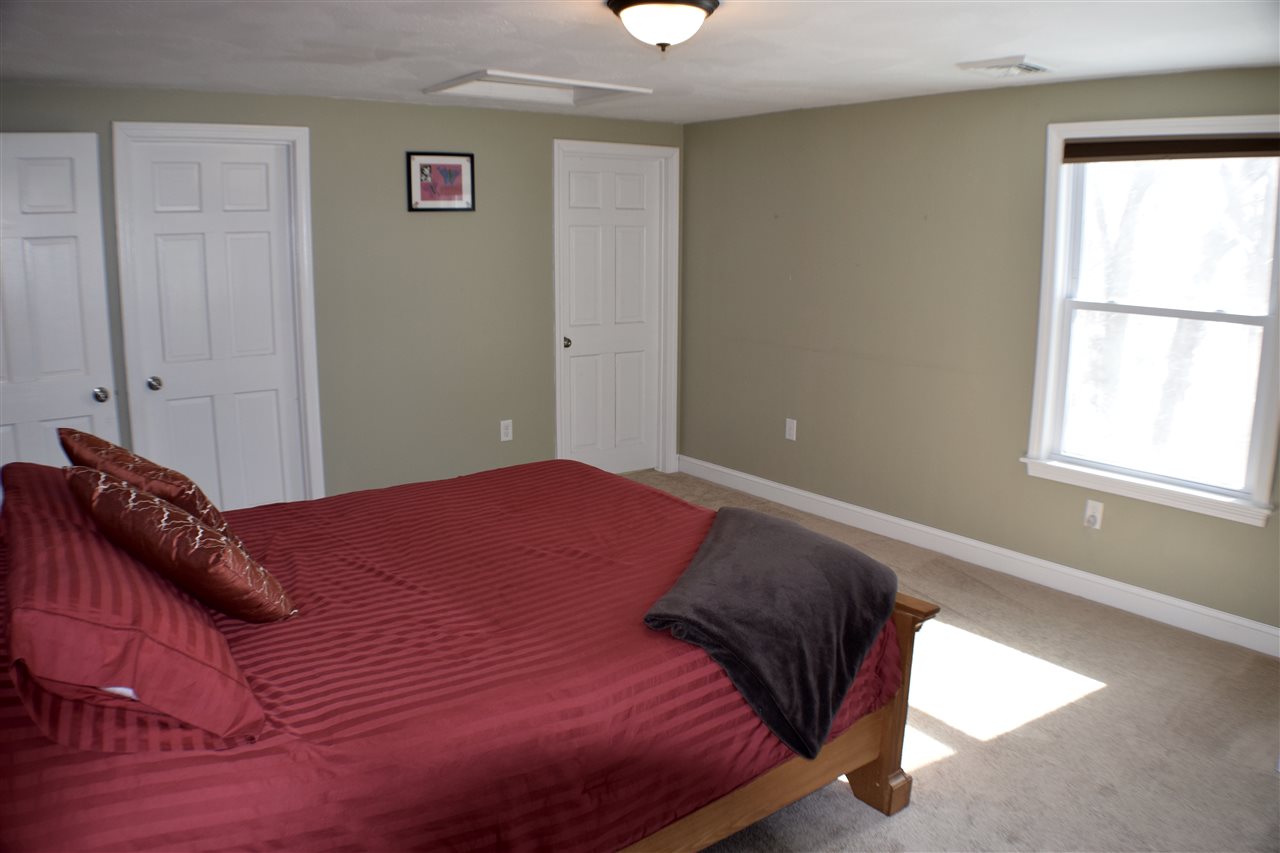 141 Robinson Road Hudson, NH 03051 - Photo 25 of 40 Gallery Image 25