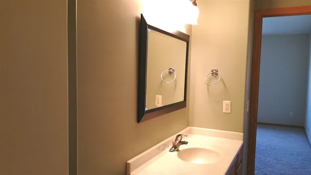 $3,150 | 8101 Starr Grass Drive, Madison, WI 53719