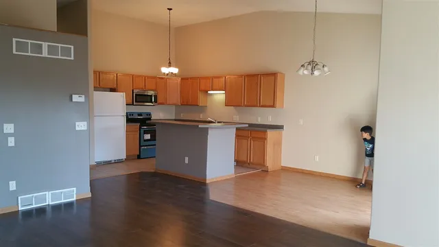 $3,150 | 8101 Starr Grass Drive, Madison, WI 53719