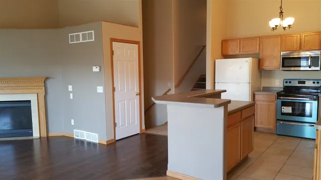 $3,150 | 8101 Starr Grass Drive, Madison, WI 53719