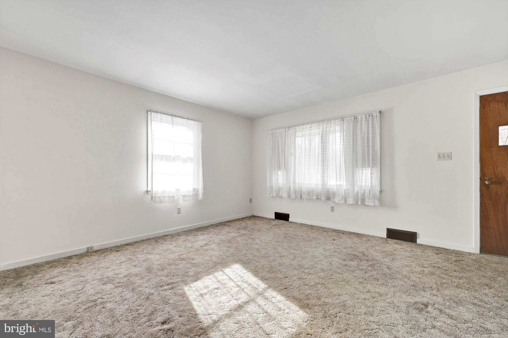 1825 Friedensburg Road Reading, PA 19606 - Photo 4 of 28 Gallery Image 4