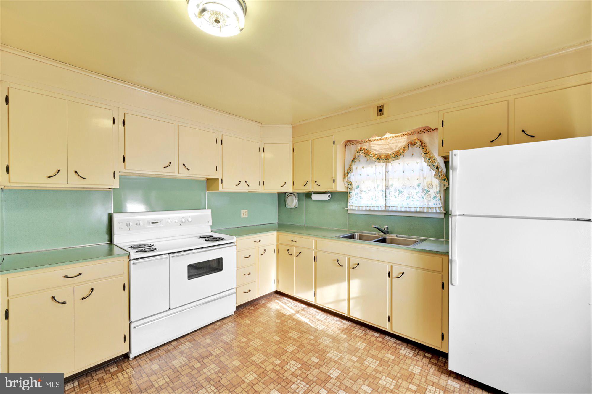 1825 Friedensburg Road Reading, PA 19606 - Photo 6 of 28 Gallery Image 6