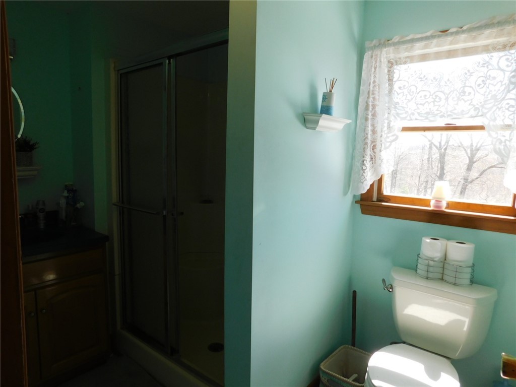 18 Chase Hill Road Hopkinton, RI 02804 - Photo 9 of 30 Gallery Image 9