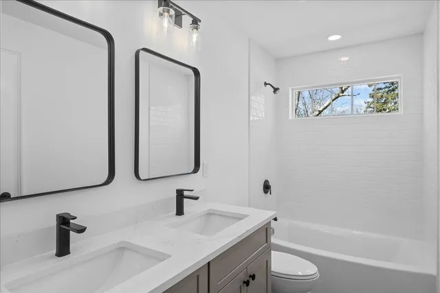 $1,850,000 | 17 Harwood Road, Natick, MA 01760