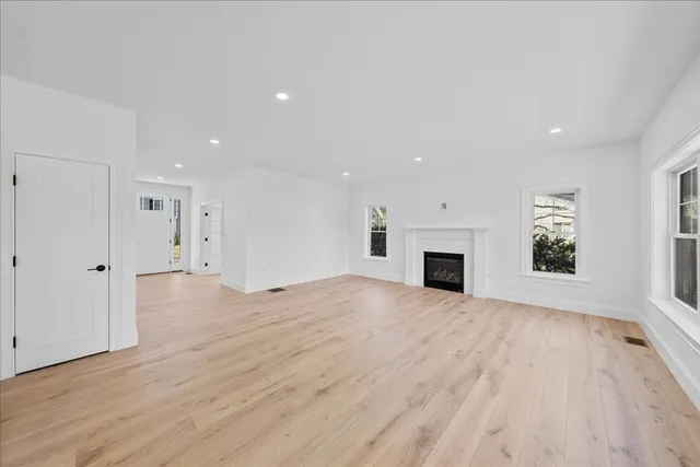 $1,850,000 | 17 Harwood Road, Natick, MA 01760