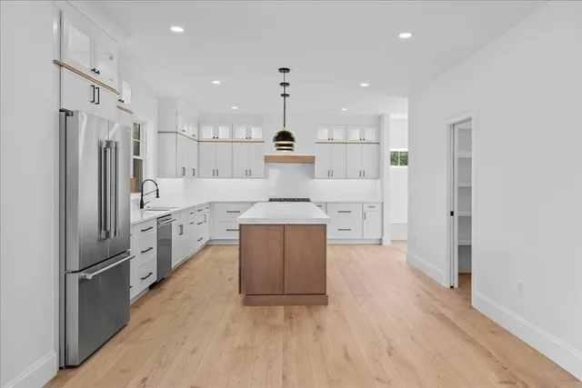 $1,850,000 | 17 Harwood Road, Natick, MA 01760