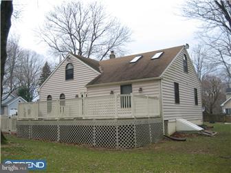 523 Pinney Road Huntingdon Valley, PA 19006 - Photo 3 of 3 Exterior Back