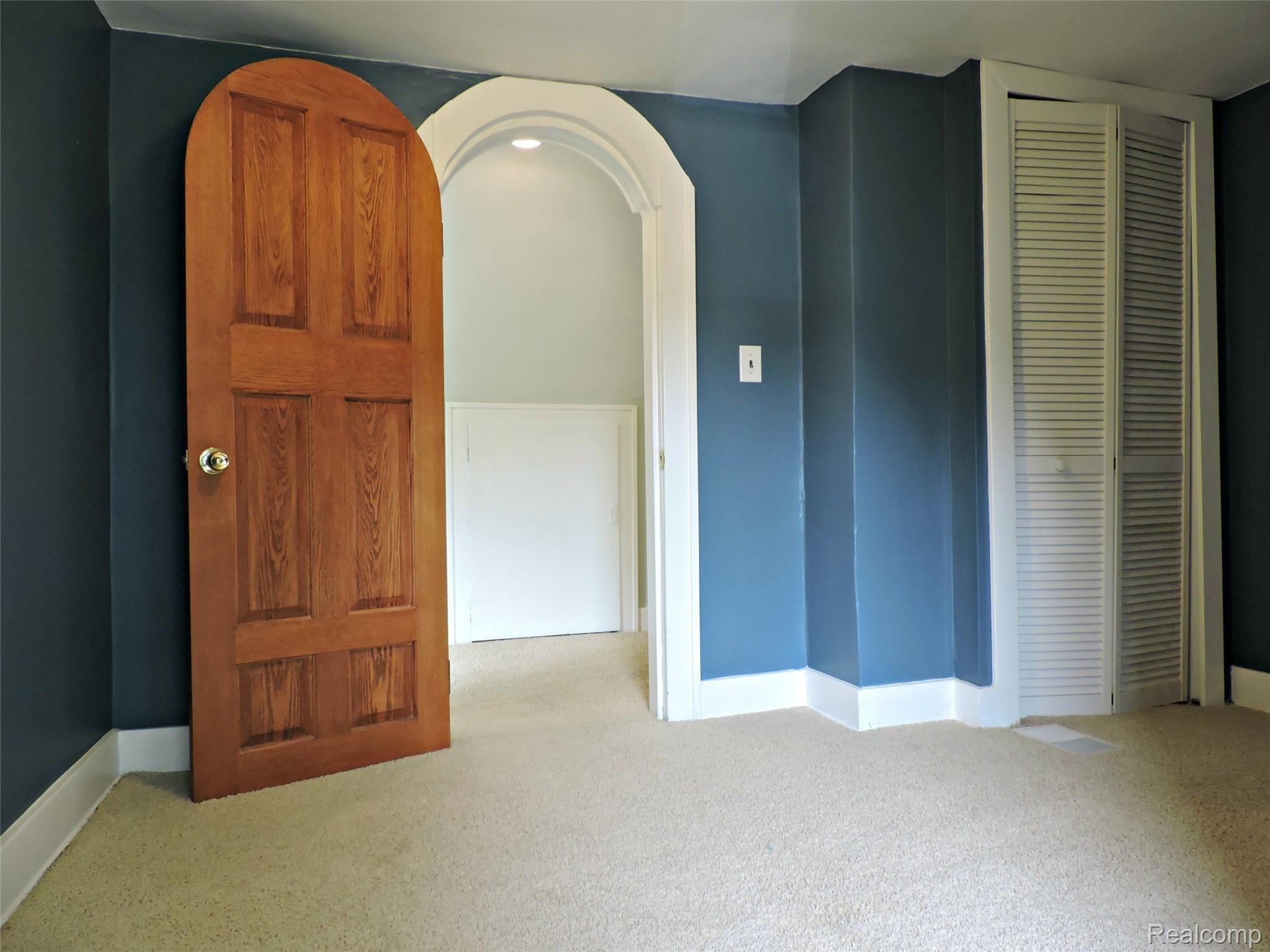 11300 Main Road Fenton, MI 48430 - Photo 32 of 57 32.JPG