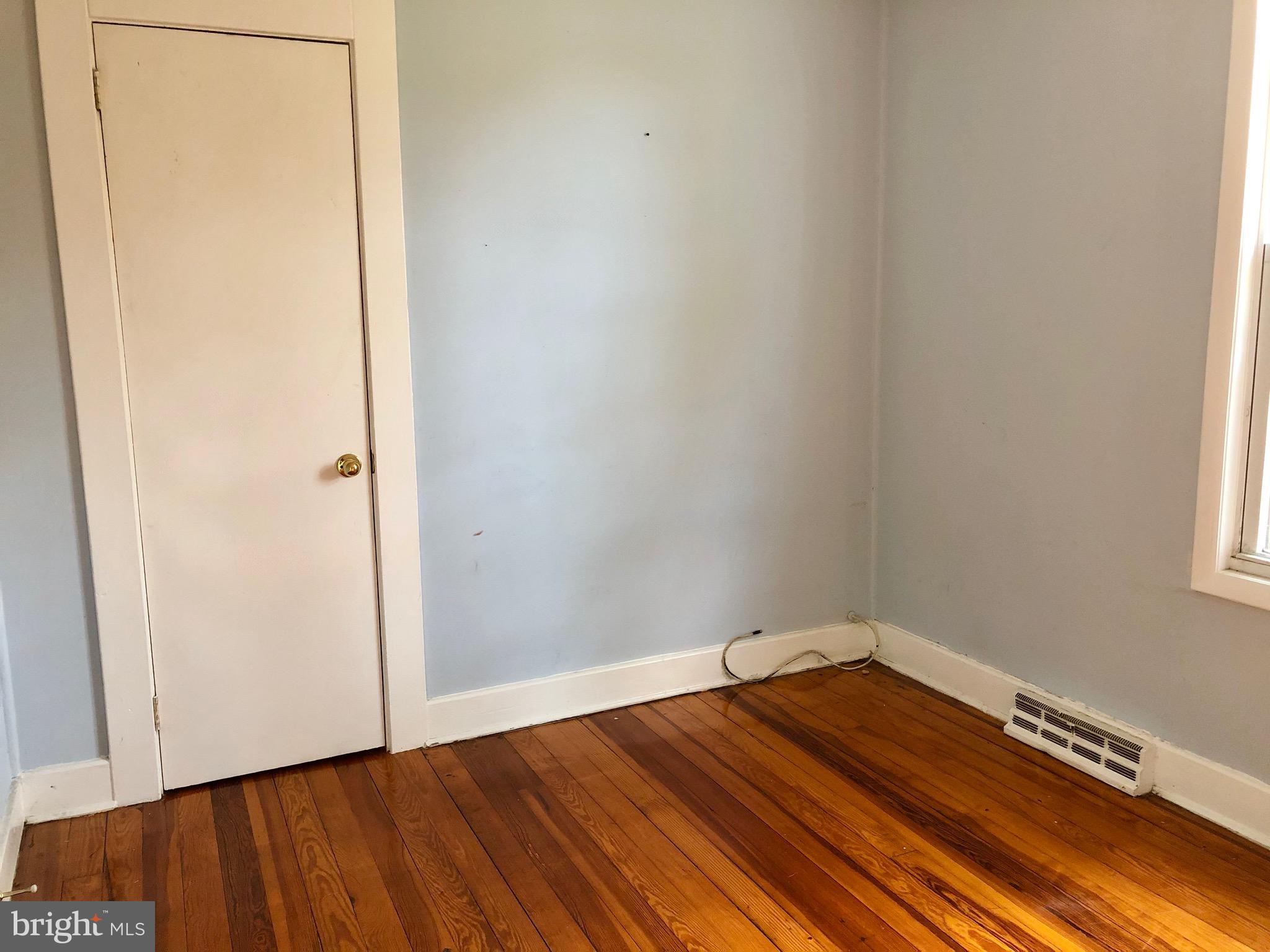 120 Riverside Road Edgewater, MD 21037 - Photo 13 of 29 First Floor Bedroom 2