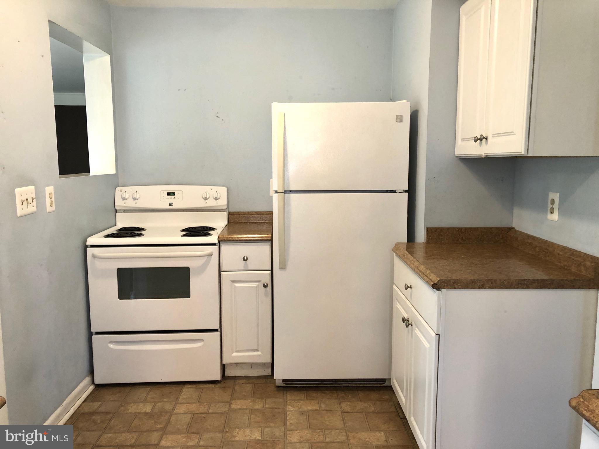 120 Riverside Road Edgewater, MD 21037 - Photo 4 of 29 Kitchen