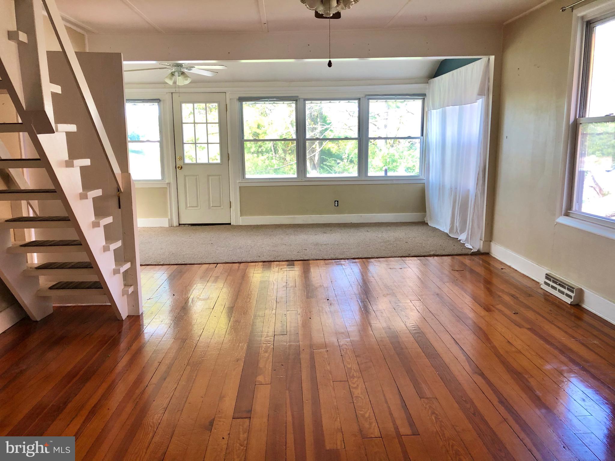 120 Riverside Road Edgewater, MD 21037 - Photo 6 of 29 Open Living Room