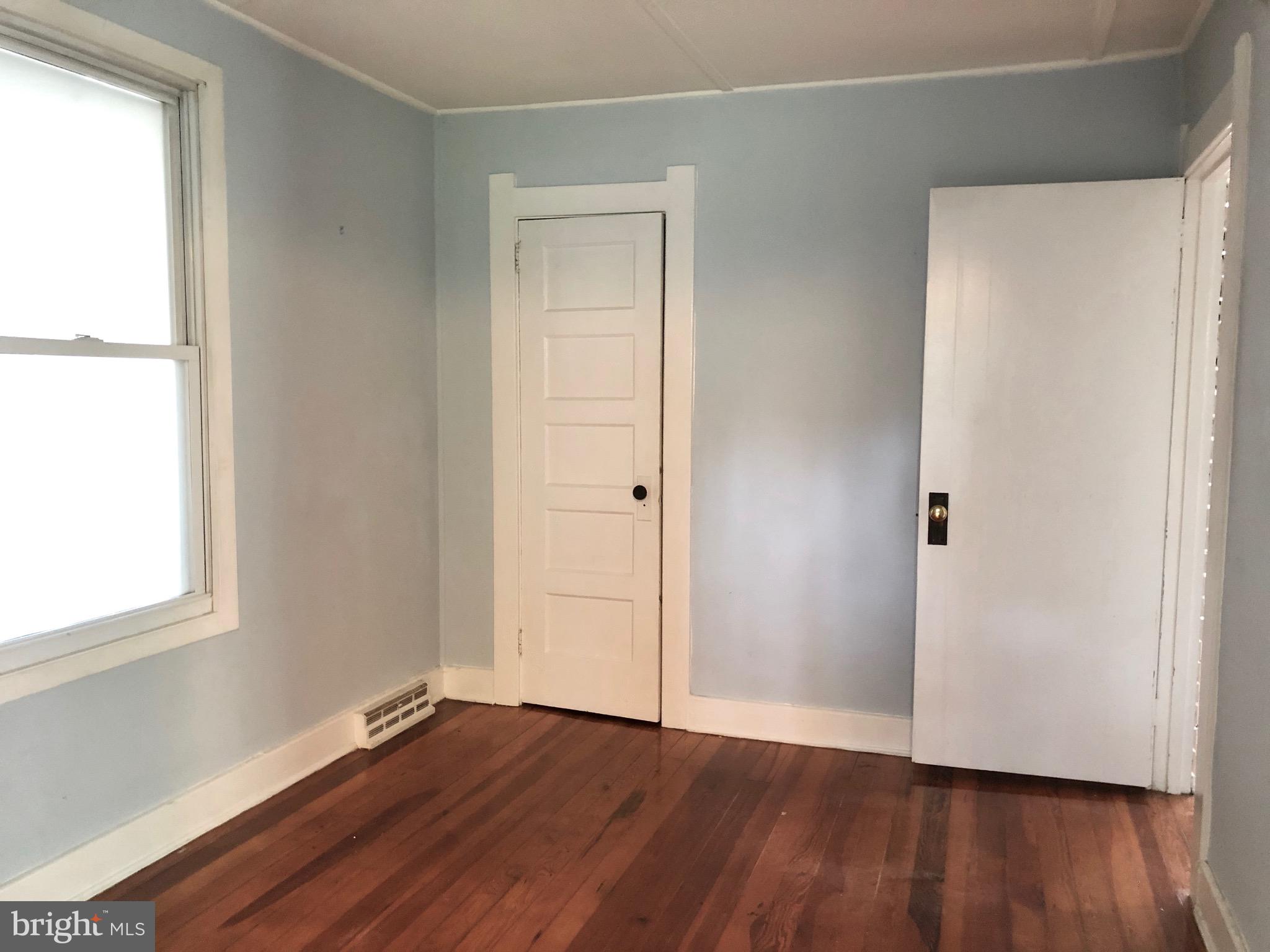 120 Riverside Road Edgewater, MD 21037 - Photo 10 of 29 First Floor Bedroom 1