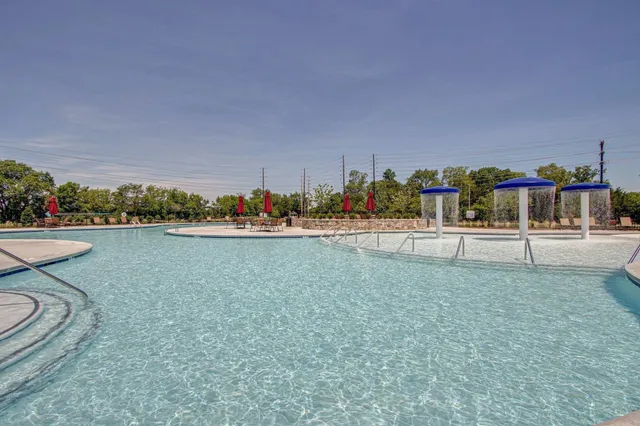 $384,990 | 5004 Hunters Village Drive, Lebanon, TN 37087