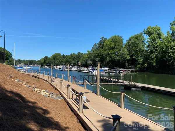 $699,999 | 19603 Galleon View, Cornelius, NC 28031