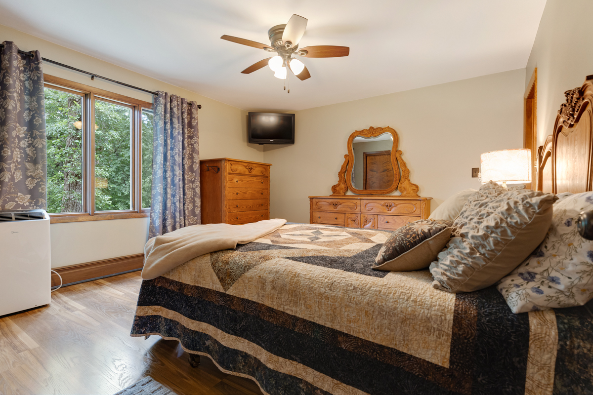 46W206 Felsmith Road Hampshire, IL 60140 - Photo 12 of 30