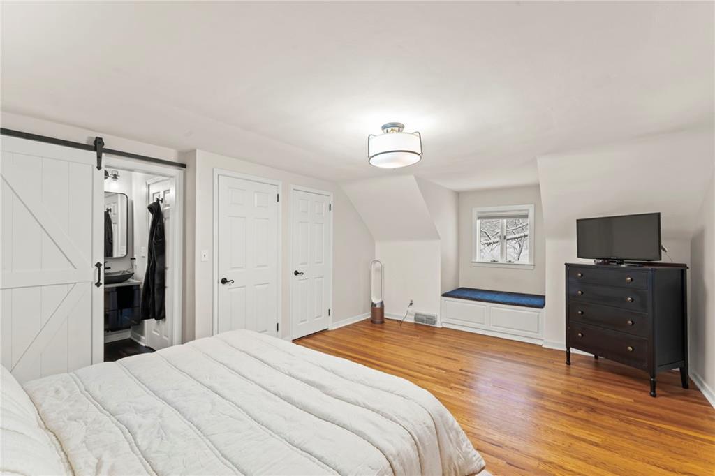 226 Brookwood Road Venetia, PA 15367 - Photo 16 of 39 Primary Bedroom 226 Brookwood Road