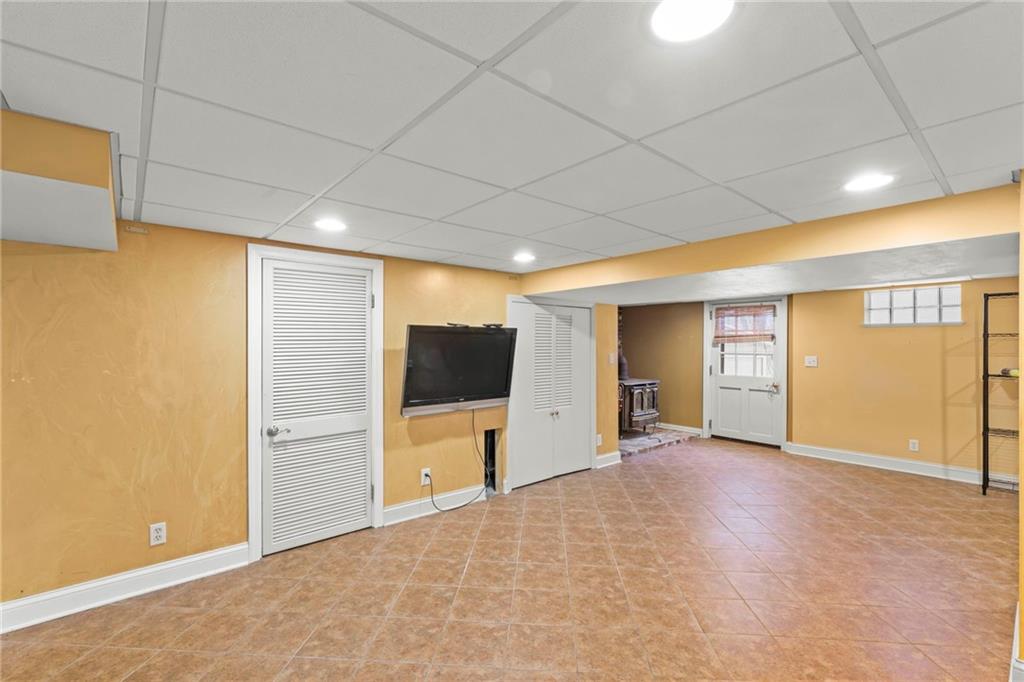 226 Brookwood Road Venetia, PA 15367 - Photo 20 of 39 Lower Level 226 Brookwood Road