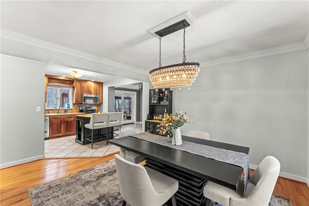 226 Brookwood Road Venetia, PA 15367 - Photo 5 of 39 Dining Room 226 Brookwood Road