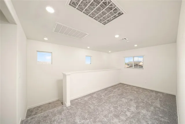 an empty room with a empty space